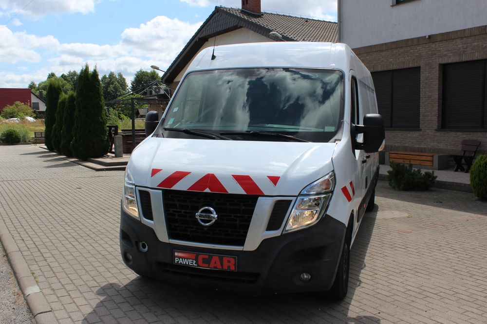 Nissan NV400 2019