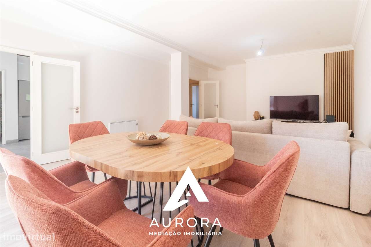 Apartamento T3 no centro de Fiães, Santa Maria da Feira, Renovado-11