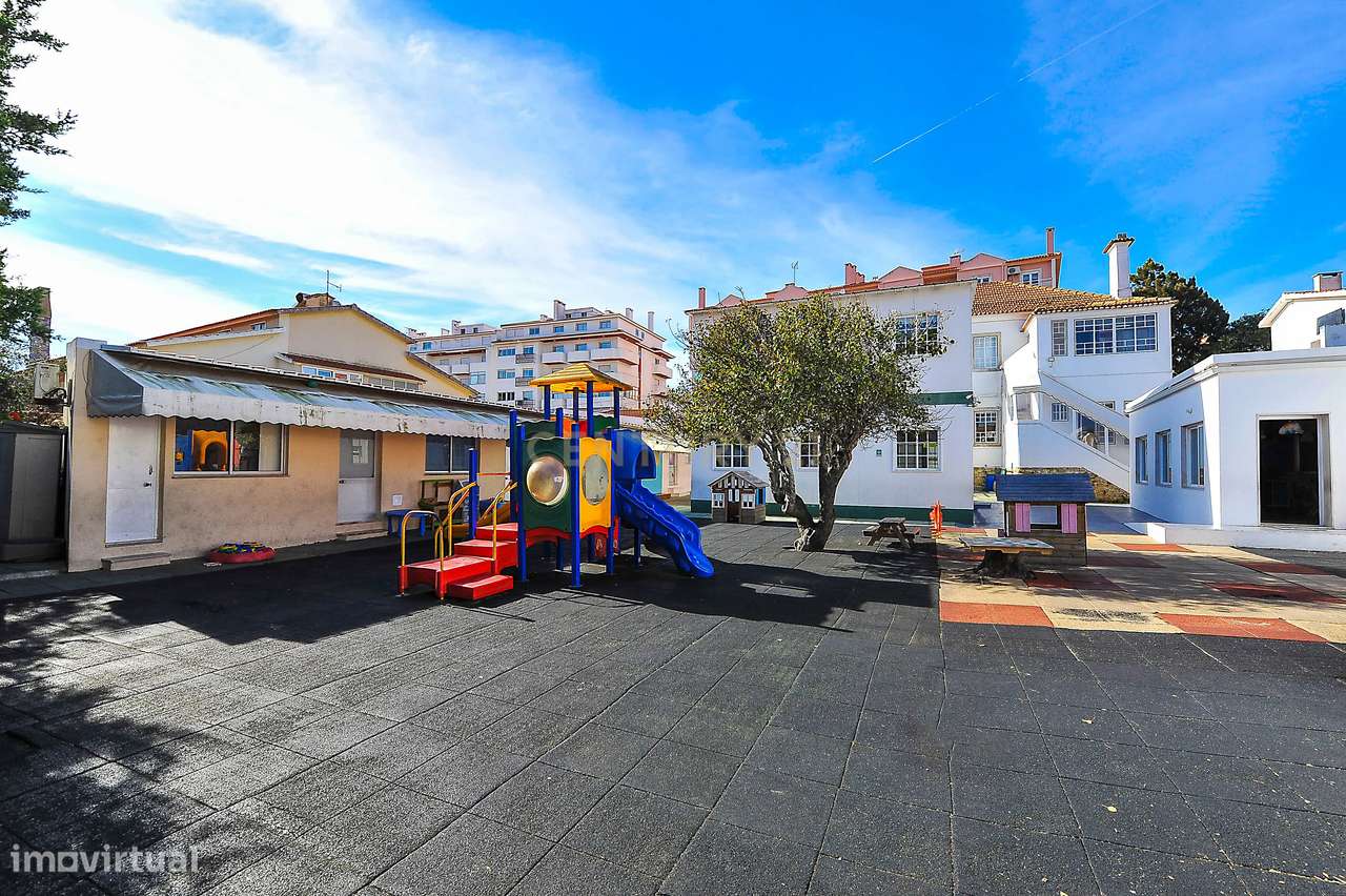 Imóvel com negócio (colégio)– Centro da Parede, Cascais-15