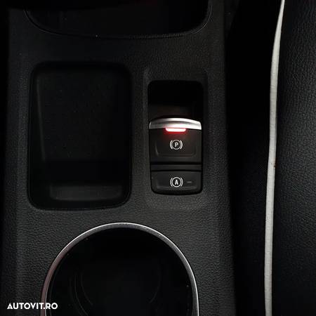 Renault Captur E-Tech Plug-In-Hybrid Intens - 24