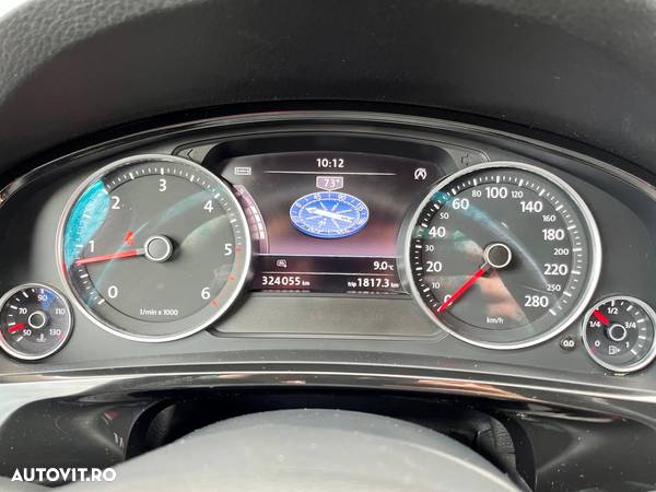 Volkswagen Touareg 3.0 V6 TDI BMT - 14