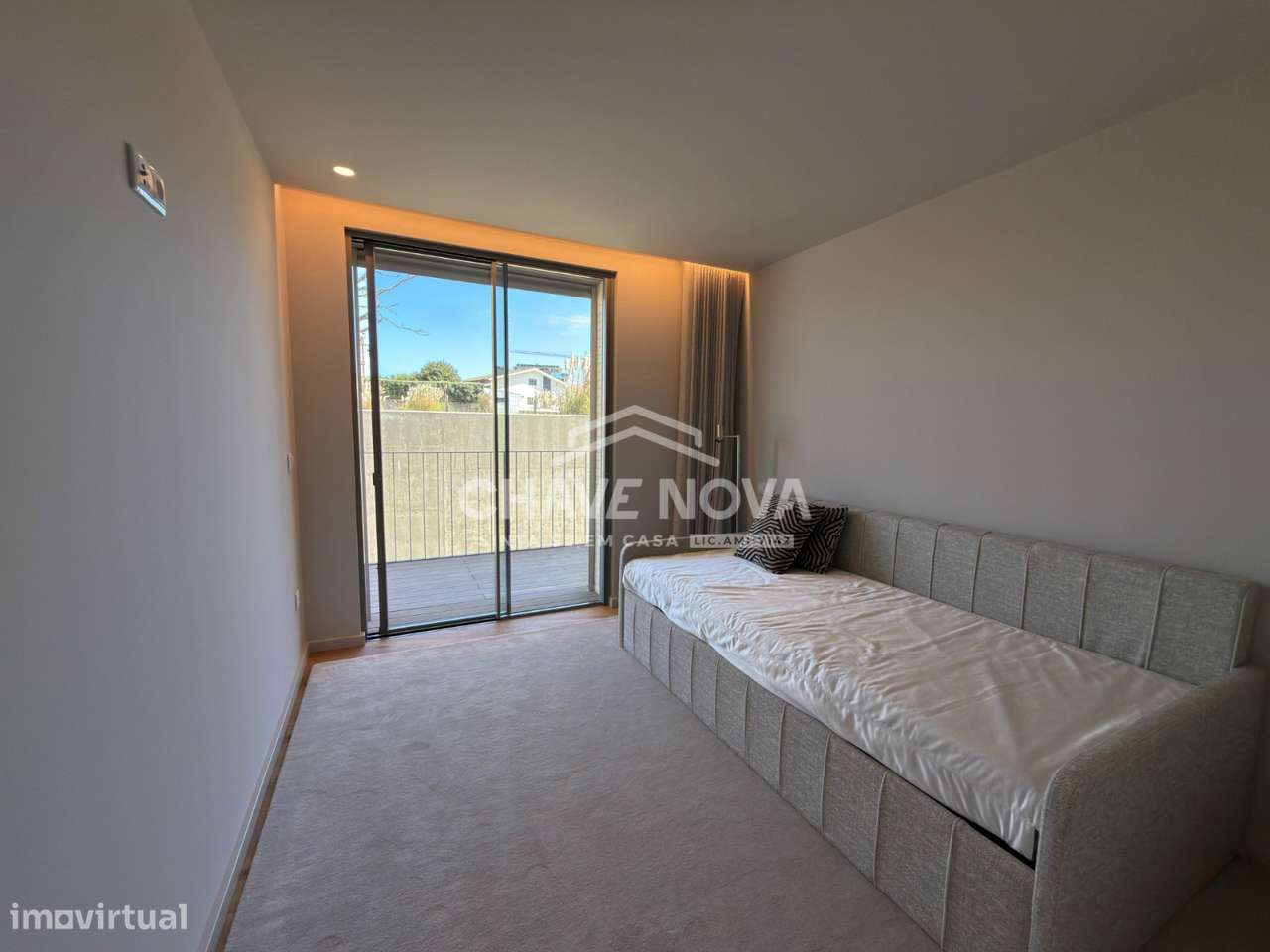 Apartamento T3 São Félix da Marinha Vista Mar Garagem Box 2 Carros-16