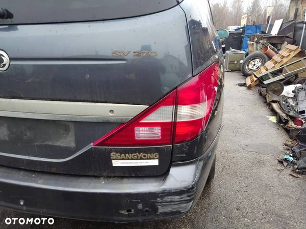 Lampa tylna prawa w klapę SSANGYONG Rodius - 2