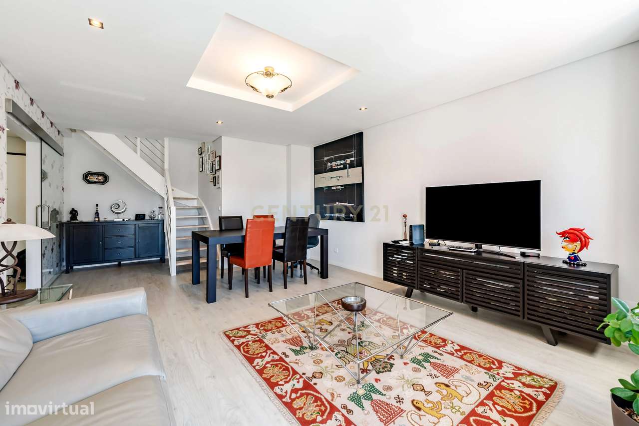 Excelente Apartamento T3+1 Duplex na Quinta da Fábrica, Vale de Milhaç-3