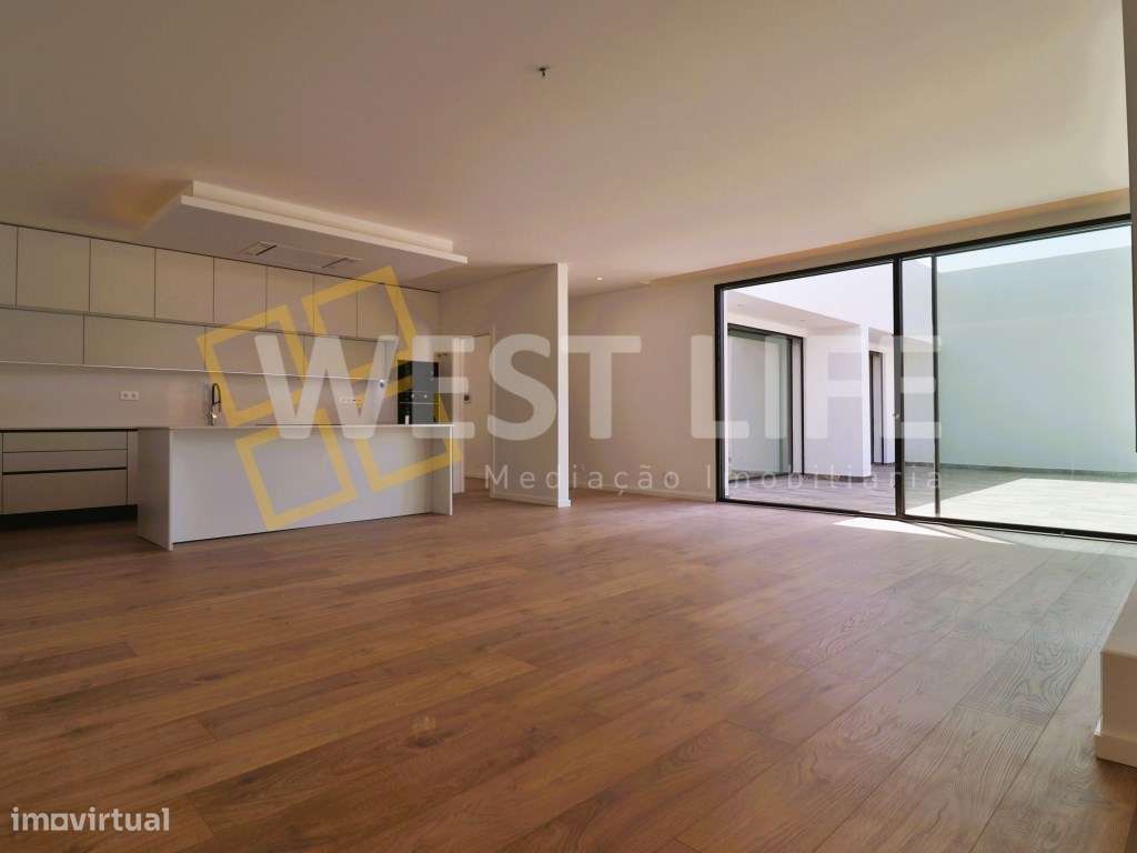 Moradia Térrea T4 com cave com vistas panorâmicas - localizada em B...-4