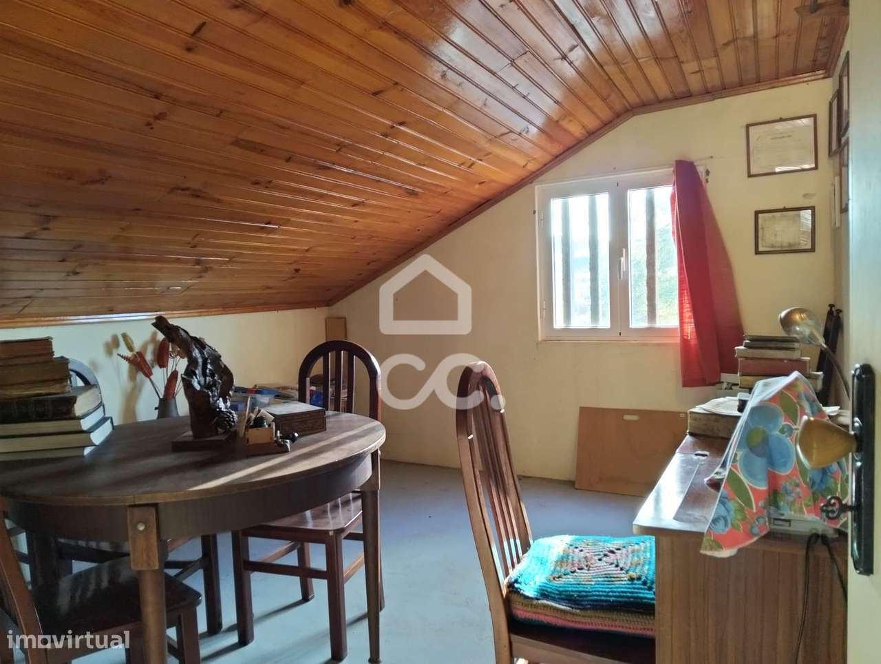 Moradia T5 inserida em lote de 376 m²-32