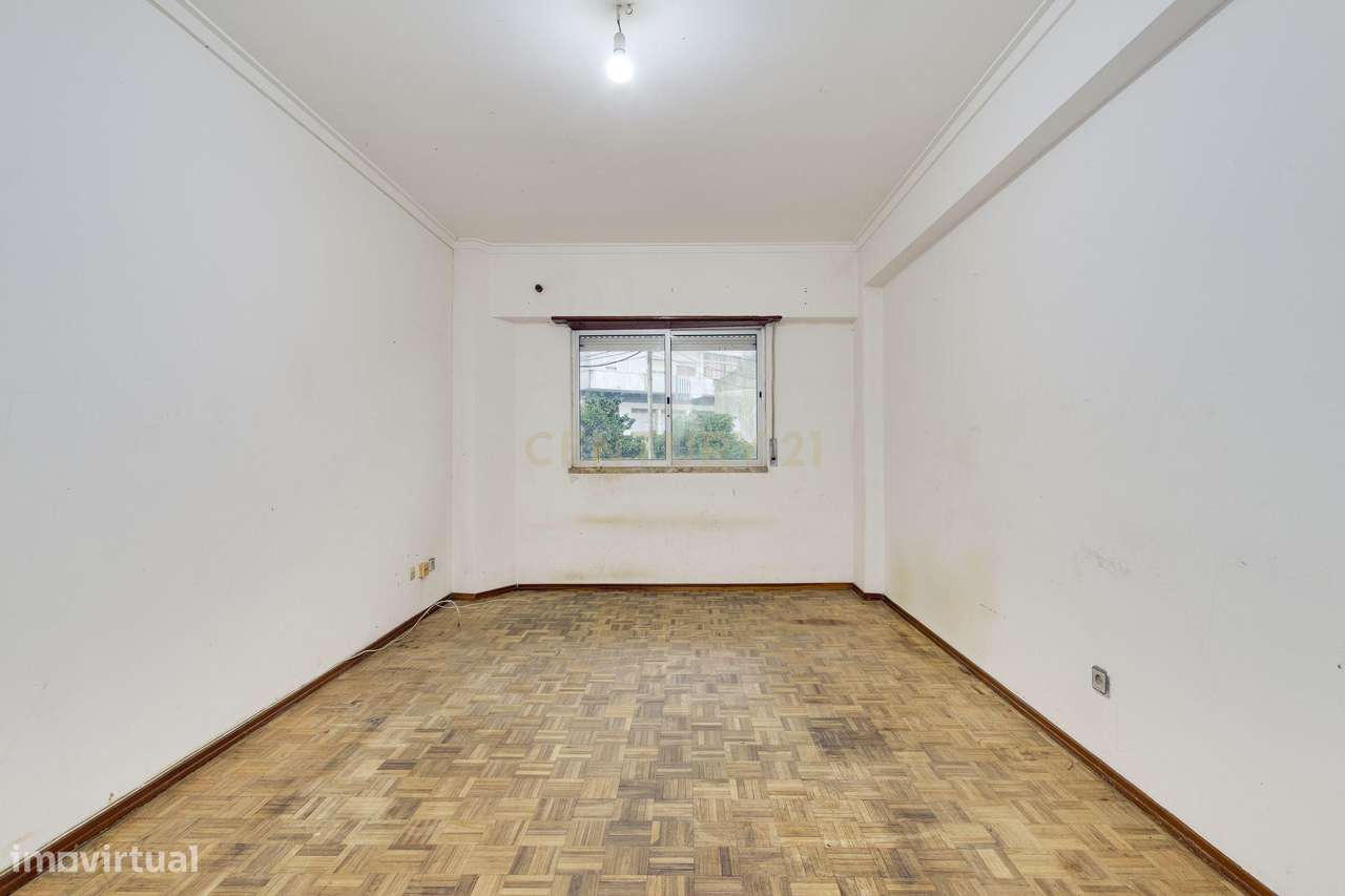 Apartamento T1 em Agualva-Cacém-11