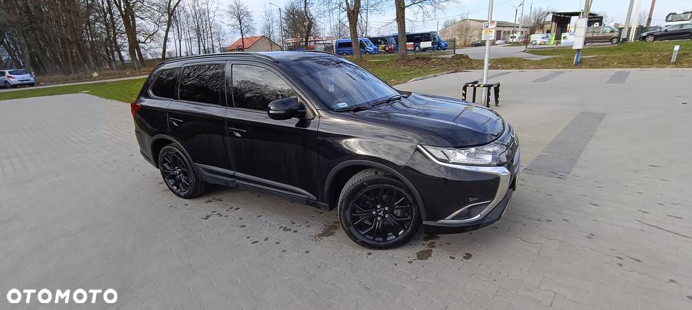 Mitsubishi Outlander 2.4 4WD CVT Intense - 25