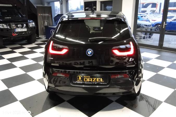 BMW i3 - 7