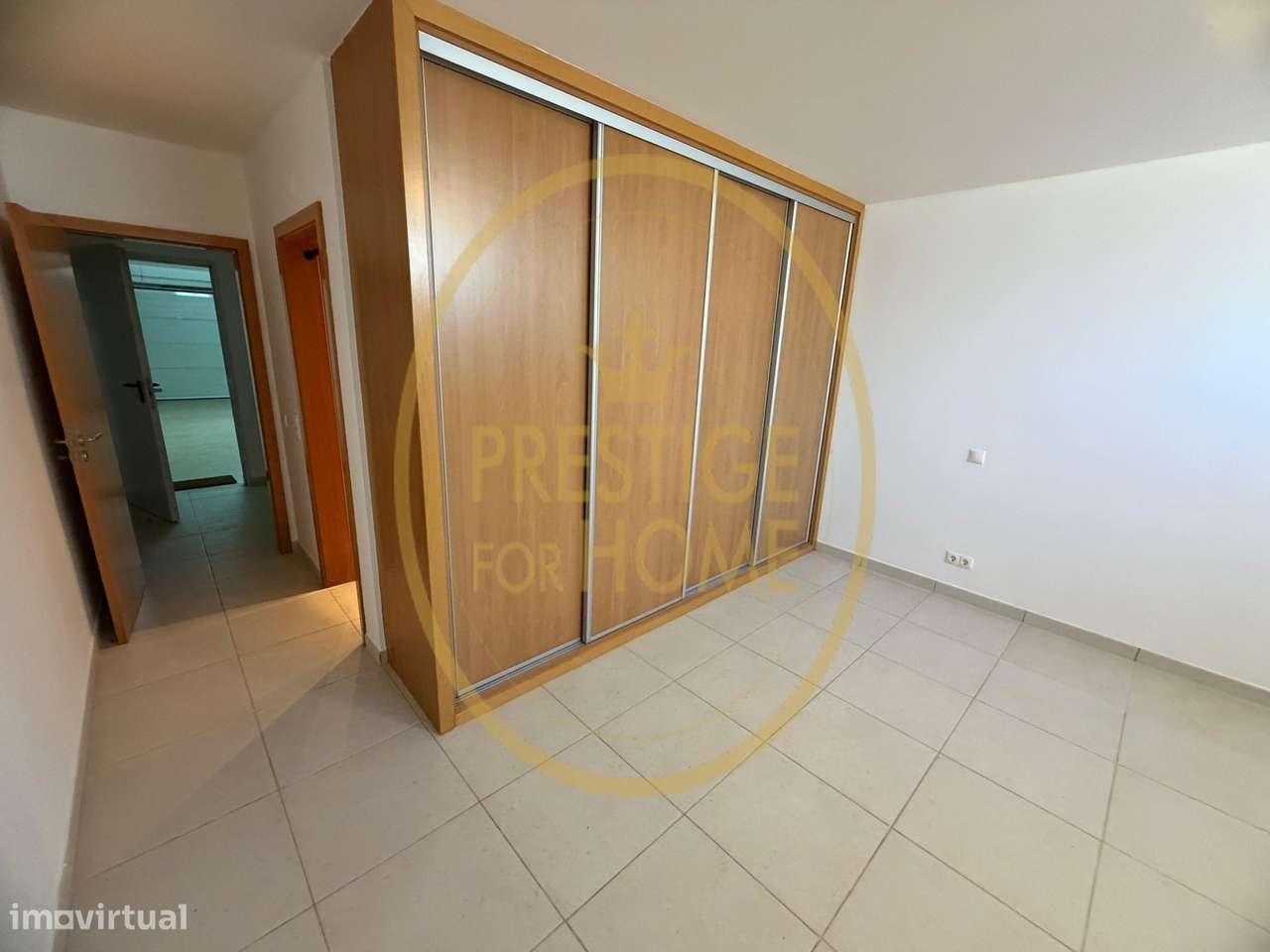 Moradia T5 com Piscina e Garagem Fechada em Condomínio Privado – Boliq-29