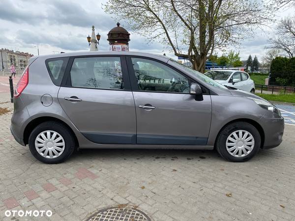 Renault Scenic - 5