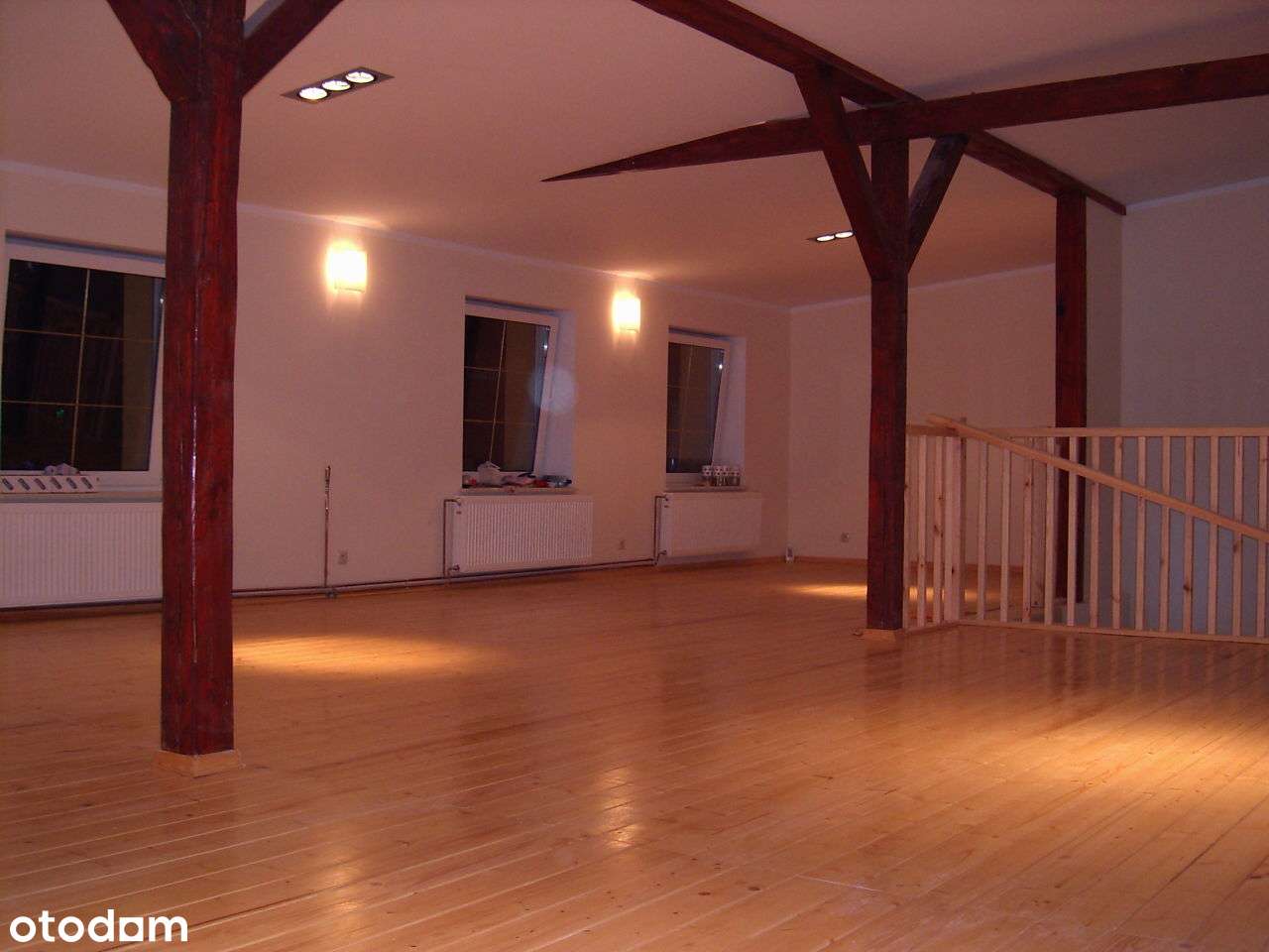 Super inwestycja ! Przestronny dom  w centrum miasta - Pełny obrazek: 4/15