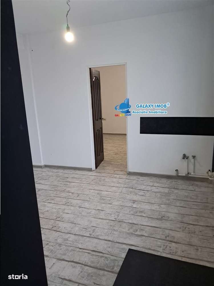 De Inchiriat Spatiu 100 mp  PARTER  NORD- stradal - Imagine principală: 5/8