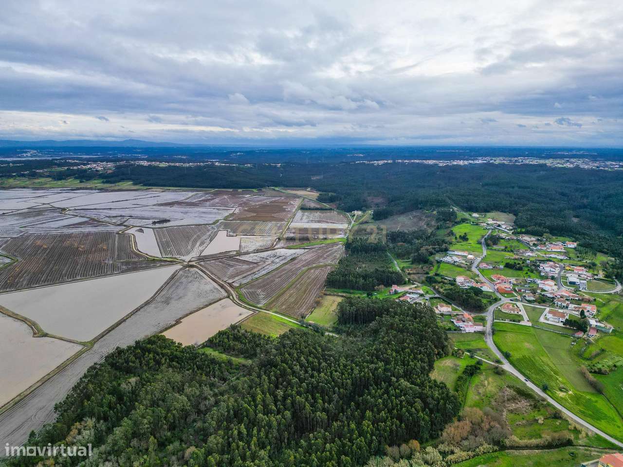 Terreno Plano em Curadas - Lavos | 1.220 m² de Potencial - Grande imagem: 5/18