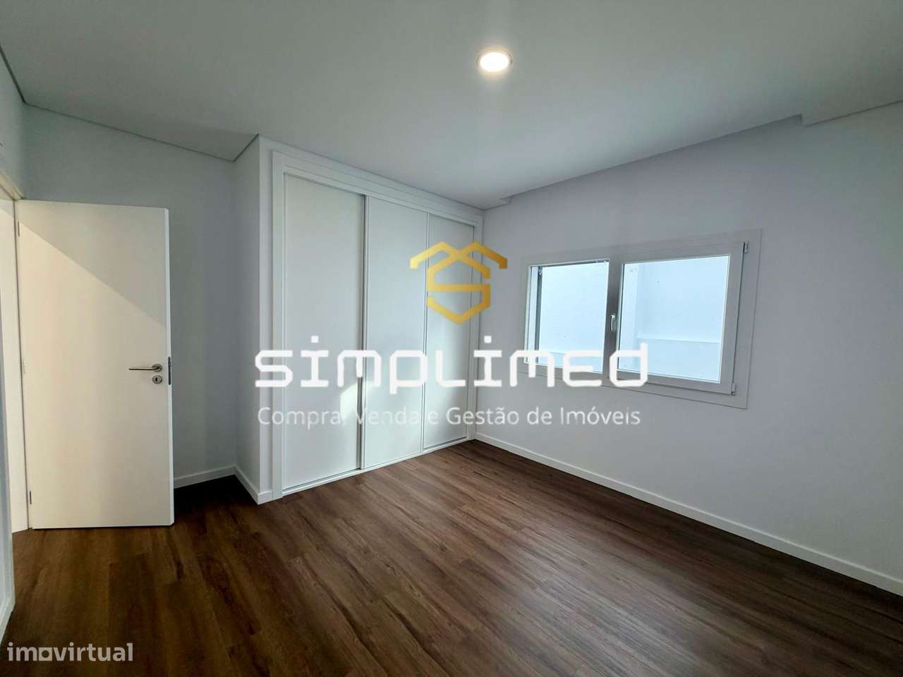 Moradia Isolada Térrea T4  Fernão Ferro  (CF)-21