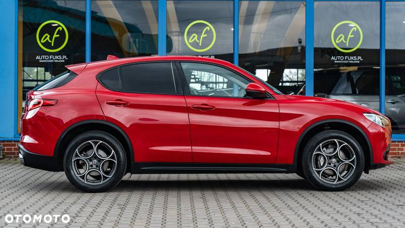 Alfa Romeo Stelvio 2.0 Turbo Q4 - 15