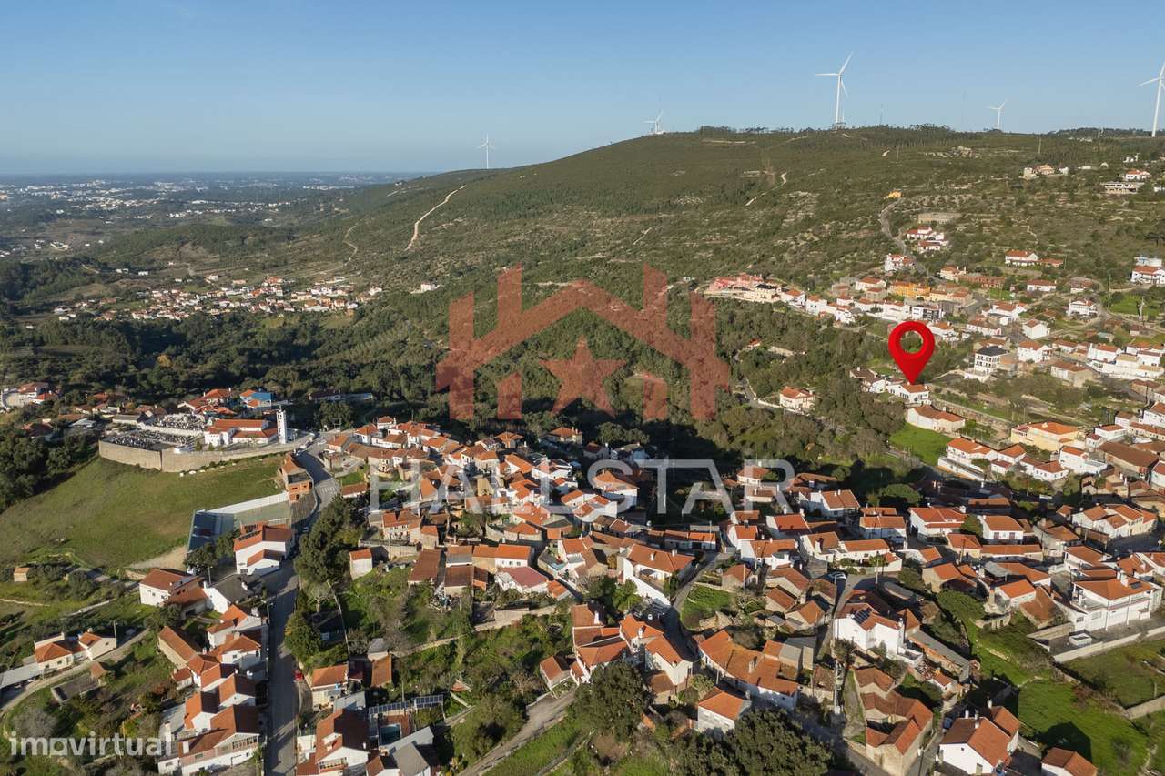 Moradia T3 Isolada / Aquecimento Central / Torre-36