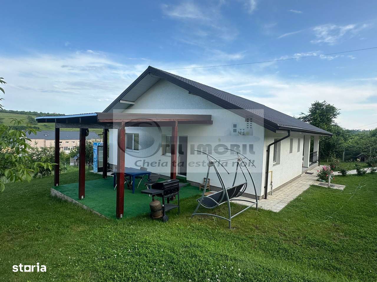Casă individuală de vânzare - Bucium - 230.000 euro - Imagine principală: 2/6