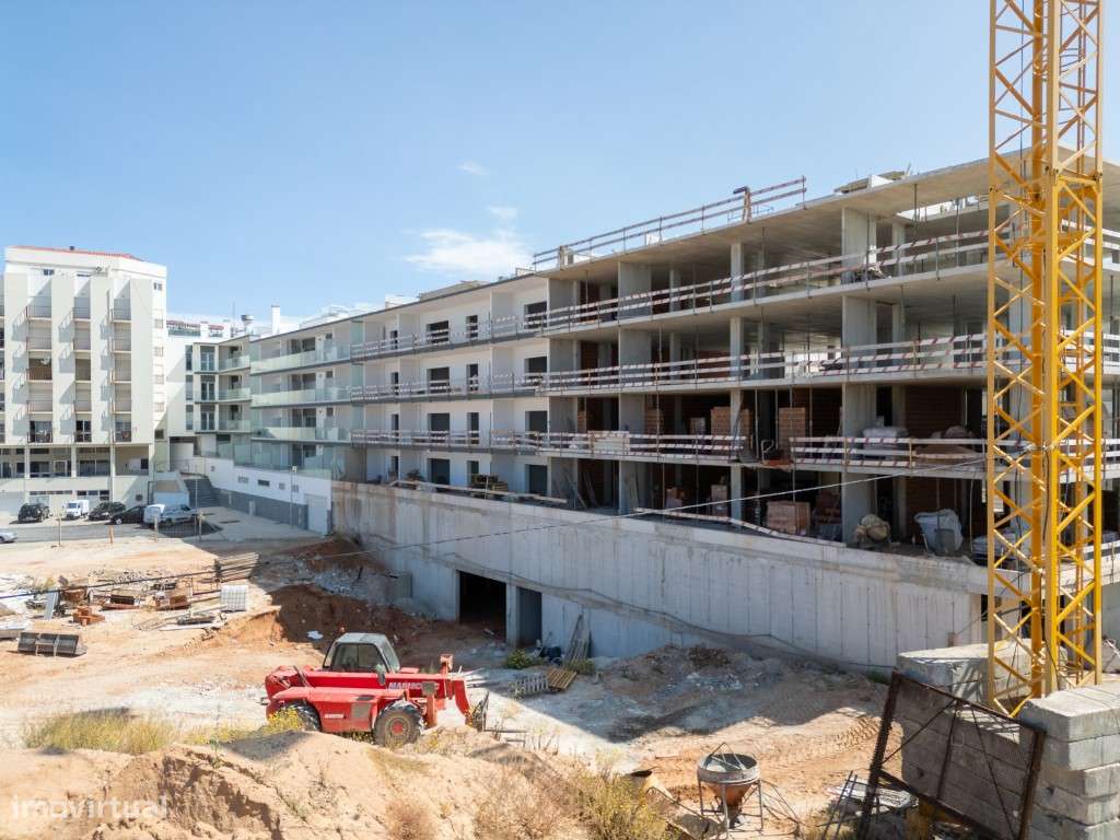 Apartamento T3 junto ao mercado- 200 mts da praia-54