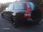 Volvo V50 2.4i Momentum - 17