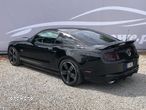 Ford Mustang 5.0 V8 GT - 16