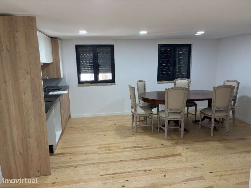 Apartamento T2 duplex novo-1