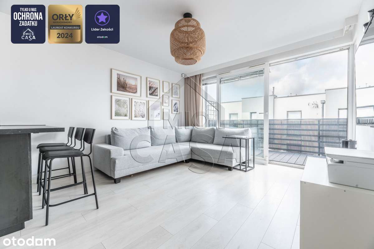 Urocze M4 z Dużym Tarasem i Prywatnym Parkingiem-0