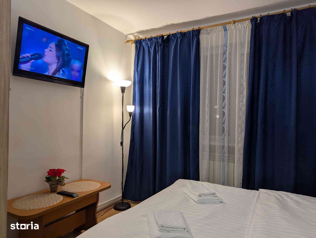 Apartament 2 camere de închiriat, Craiova, 350 EUR - Imagine principală: 4/12