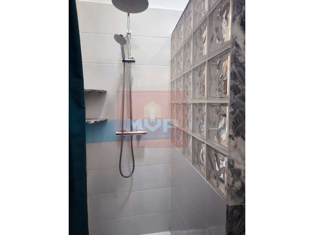 Moradia T2 no centro da Fuseta-7