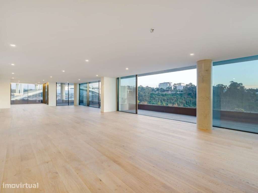 Apartamento T3 com vista panorâmica sobre o Rio Douro - Grande imagem: 4/25