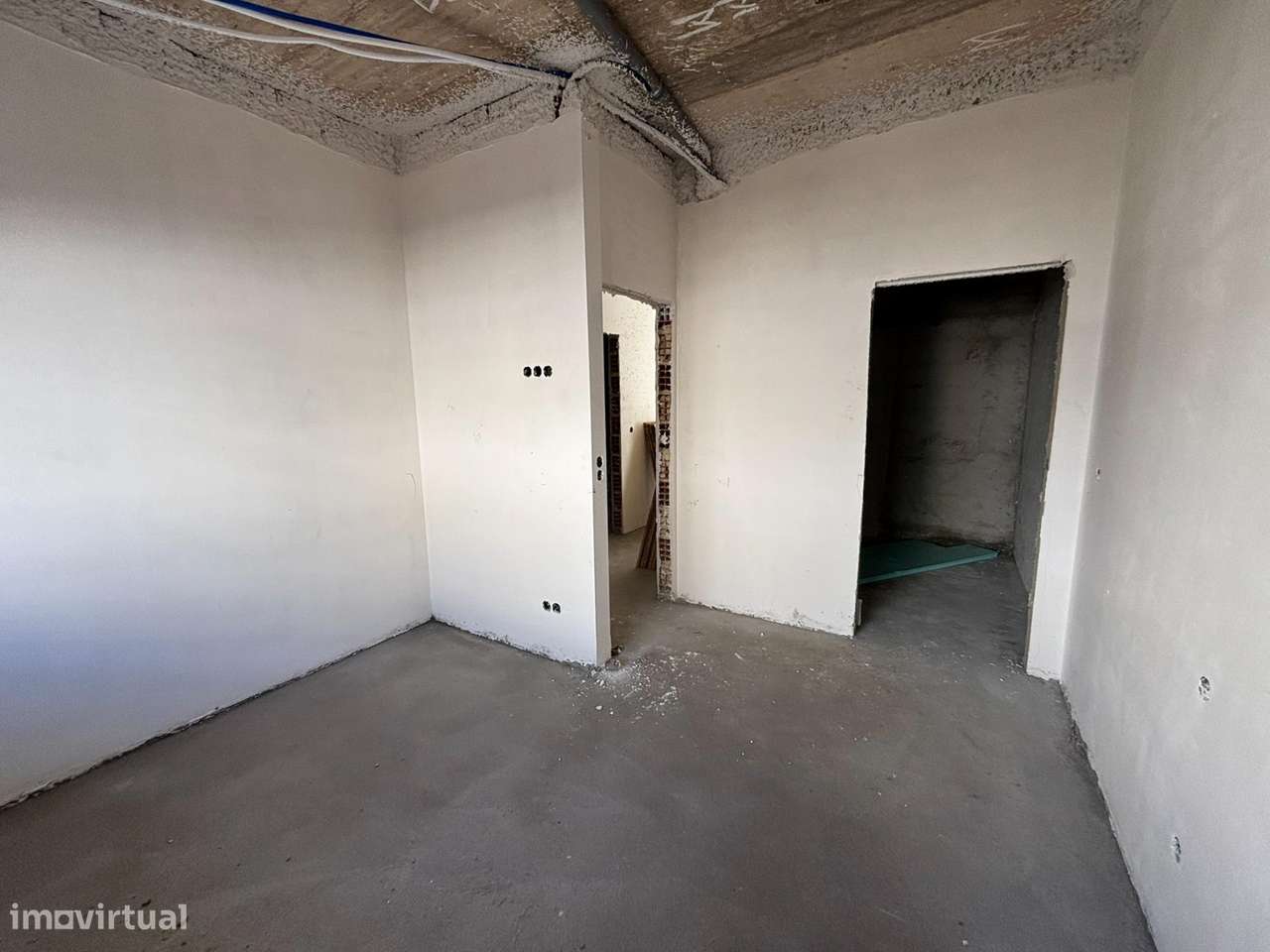 Apartamento novo T2, com 1 suíte!-8