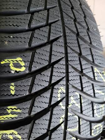 215/65R17 ZIMOWA 18r (P46/23))X2 BRIDGESTONE Blizzak LM001 1szt. 8mm - 4