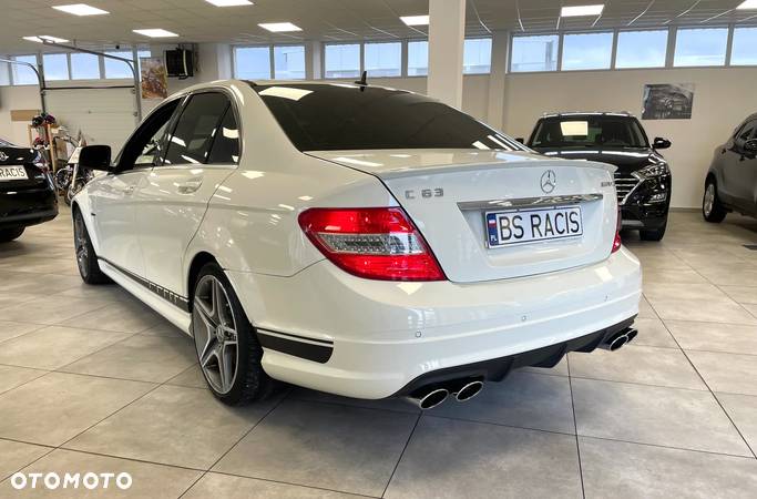 Mercedes-Benz Klasa C 63 AMG Coupe AMG SPEEDSHIFT MCT Edition 1 - 5