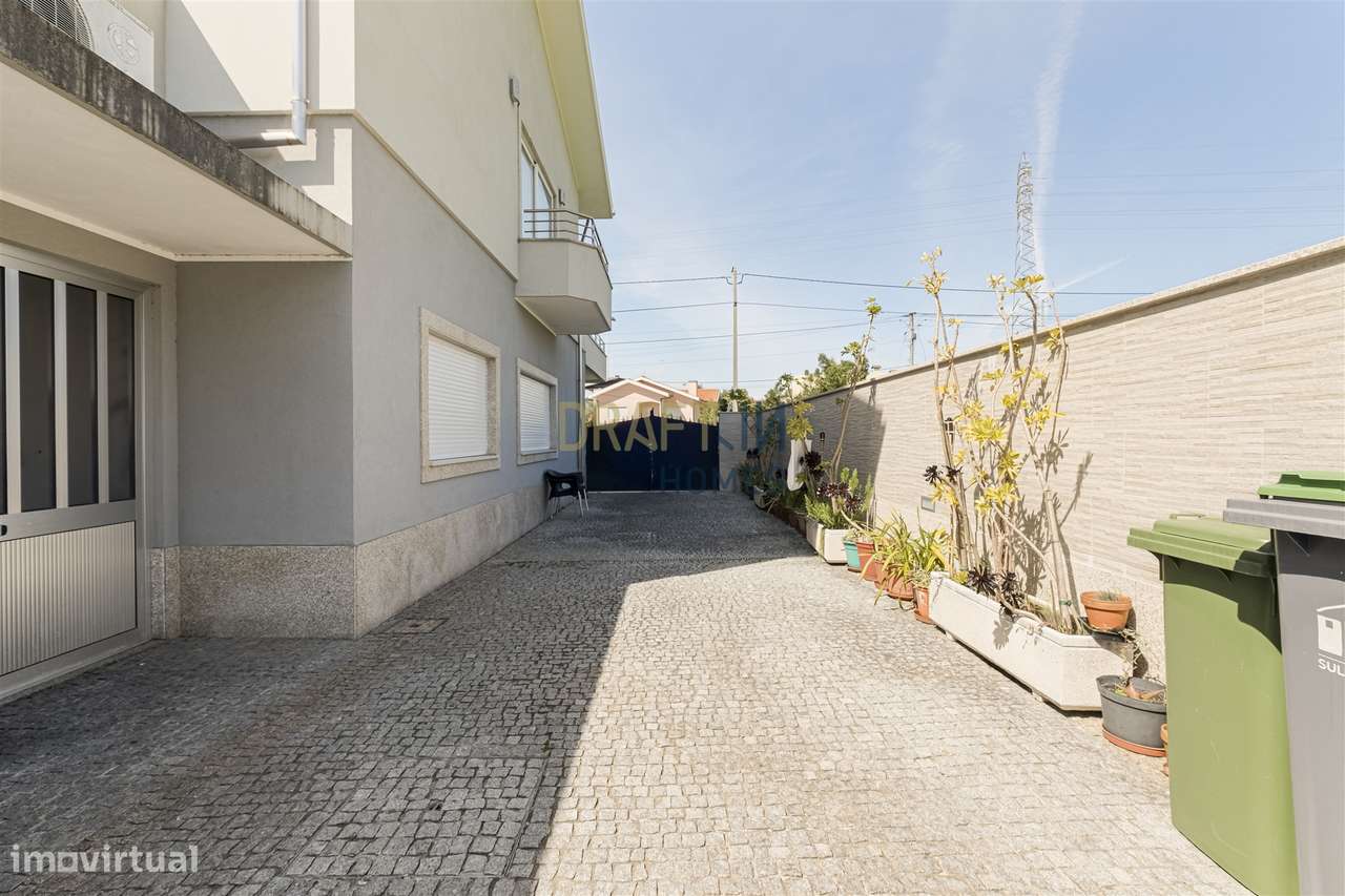 Moradia Isolada T3 Venda em Nogueira da Regedoura,Santa Maria da Feira-29