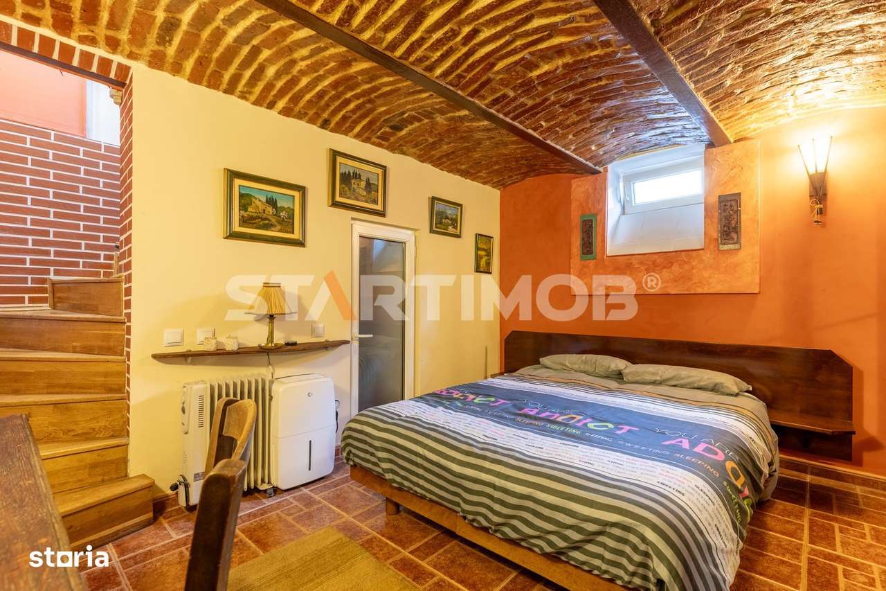 Casa individuala cu parcare Central Brasov-19