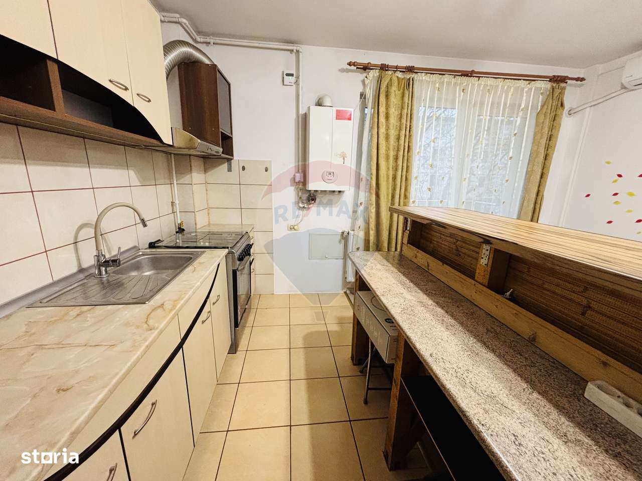 Apartament spatios de vânzare 2 camere EROILOR . VOLUNTARI A3-11