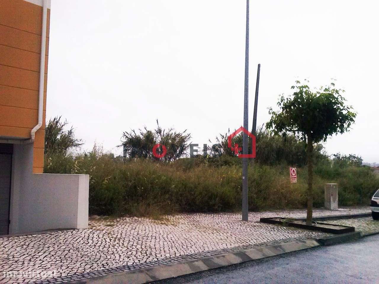 Lote Prédio - Grande imagem: 2/2