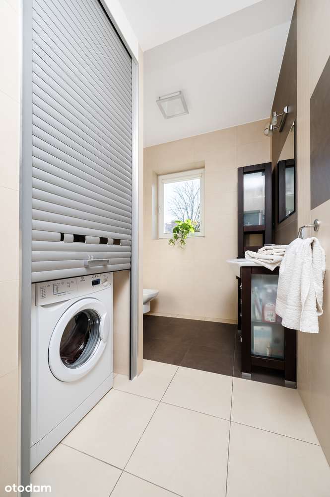 Apartament dla tych, którzy cenią dużo przestrzeni i światła-13