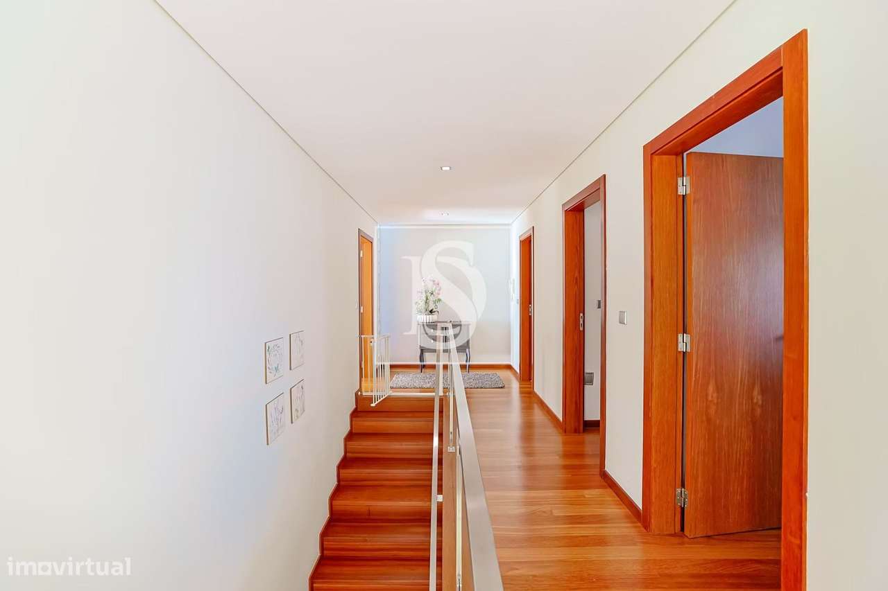 Moradia Isolada com PISCINA, em Tamel (São Verissimo)!-37