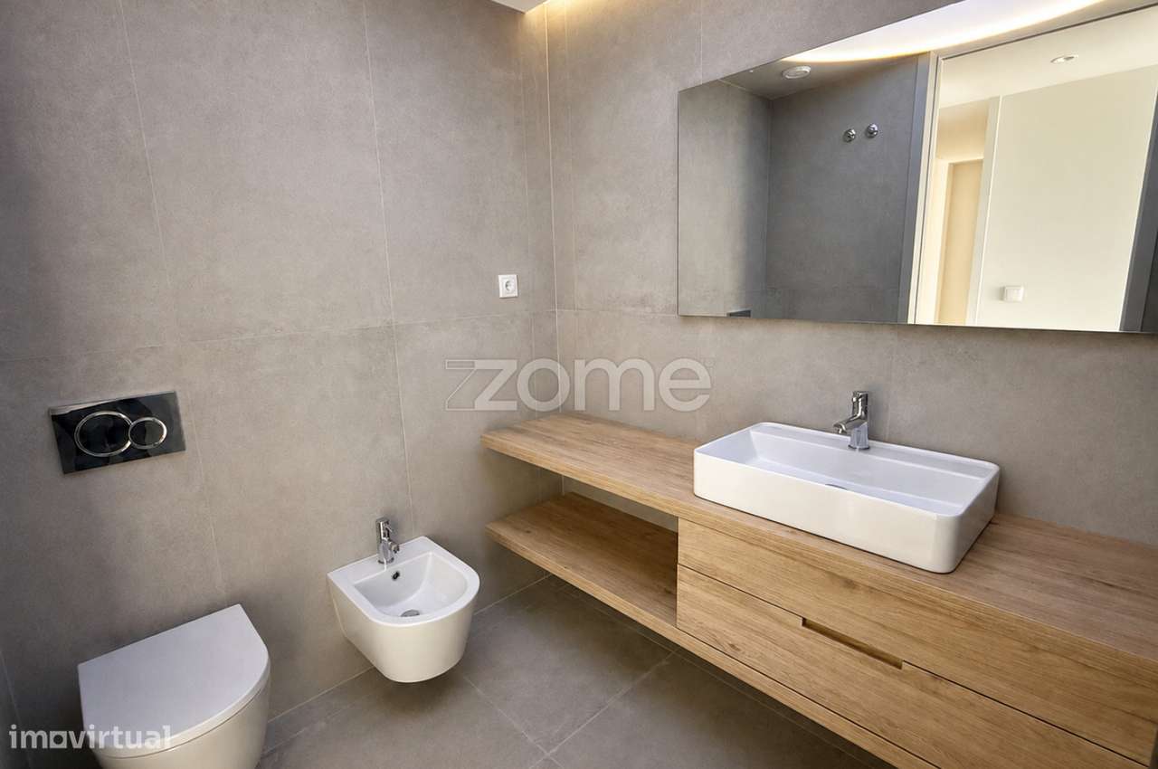 Apartamento T2 novo, com terraço e piscina, em Ponta Delgada-23
