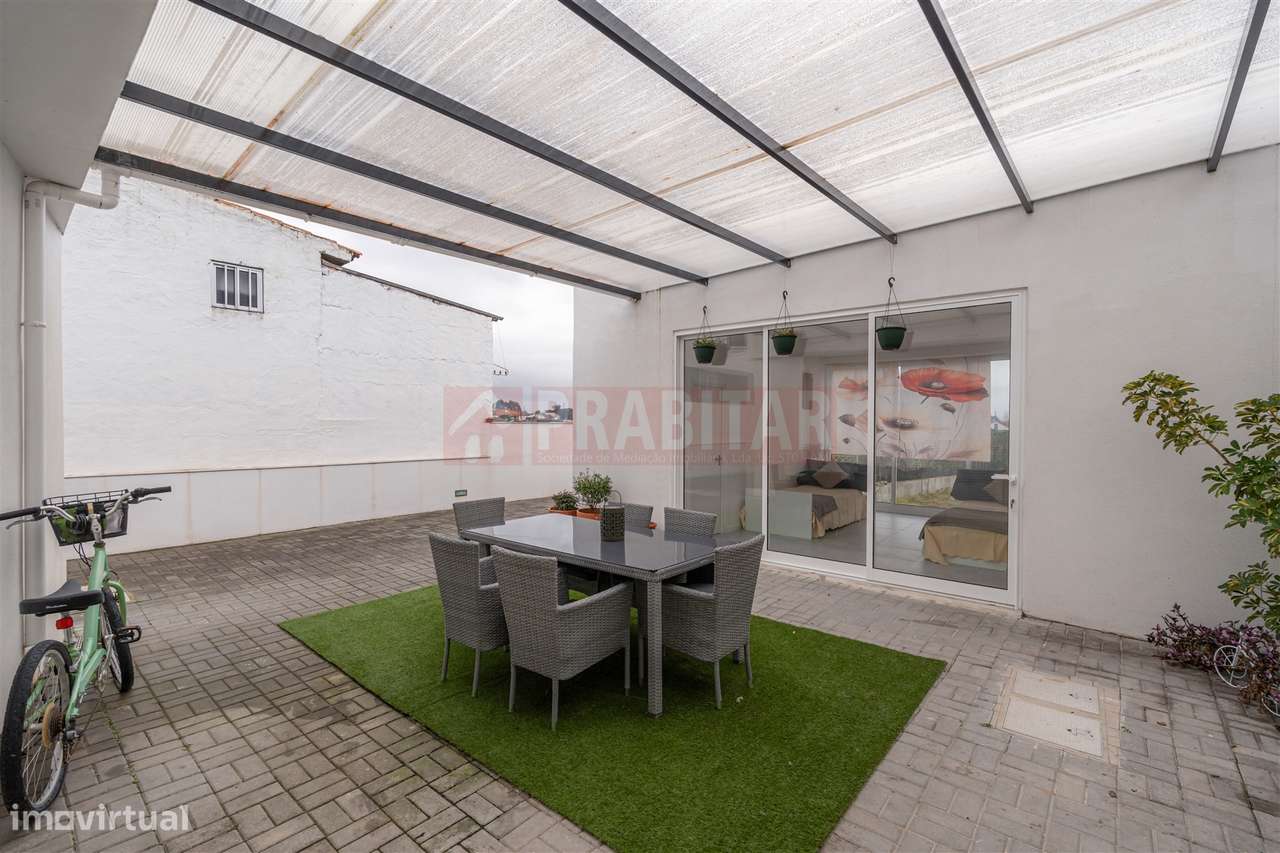 MORADIA T3 COMO NOVA EM AVEIRO/SANTA JOANA-21