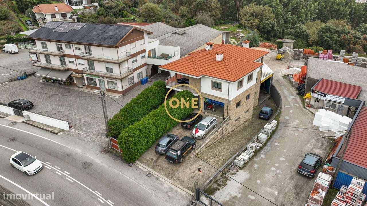 Moradia individual com comércio - Grande imagem: 3/42