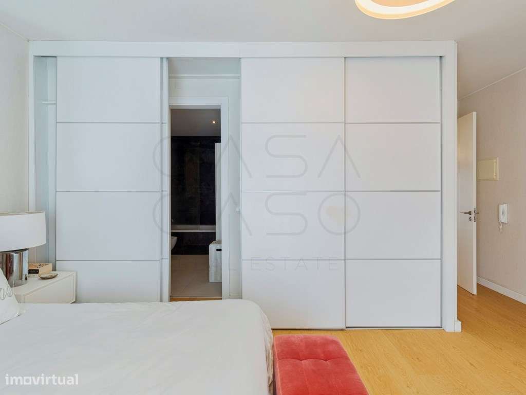 Exclusiva Moradia T4 com garagem, piscina e jacuzzi, rodeada por na...-17