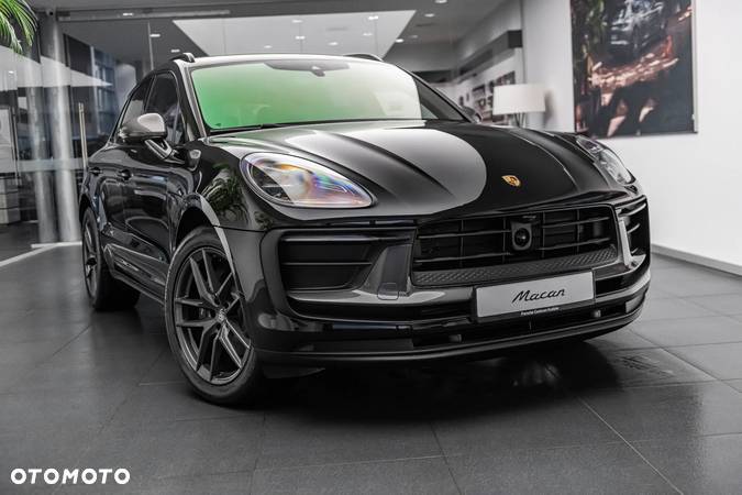 Porsche Macan T - 34