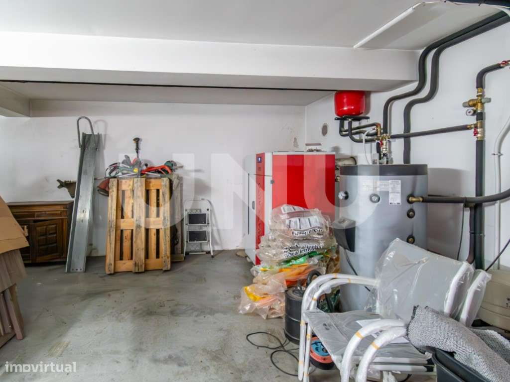 Moradia de Excelência com Jardim e Terraço a 10 minutos do centro d...-33