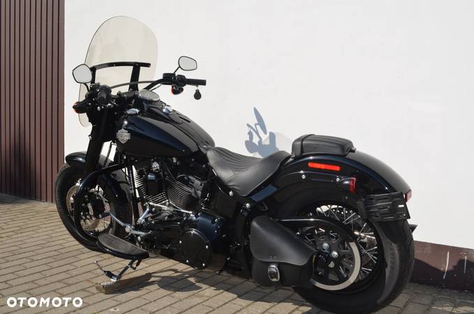 Harley-Davidson Softail Slim - 24