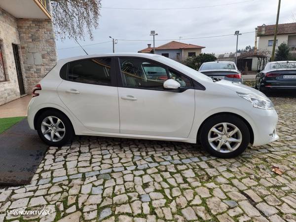 Peugeot 208 1.2 VTi Active - 5