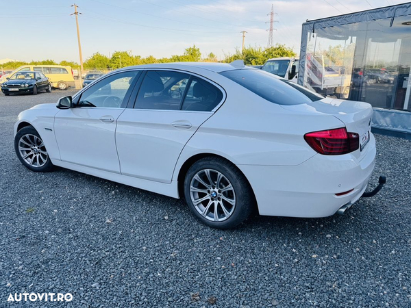 BMW Seria 5 525d Aut. - 11