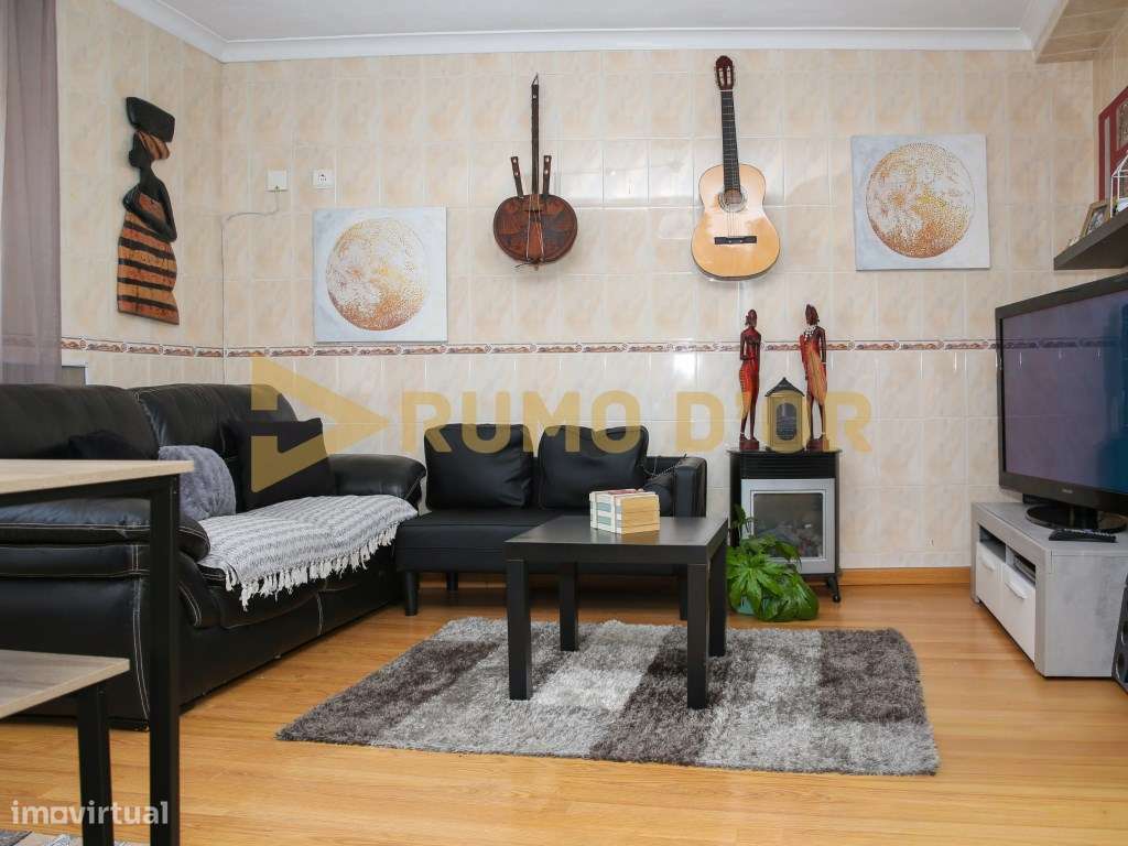 Moradia com Garagem-5