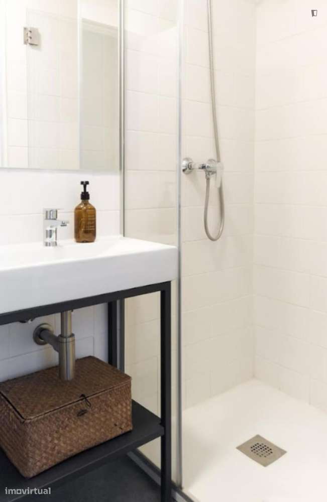 Quarto - localizado em Massarelos Porto - Grande imagem: 2/41